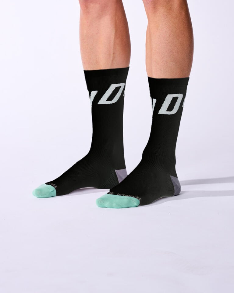 Logo performance sokken black